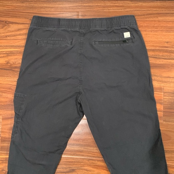 Vuori Men’s Ripstop Pants - Men’s SIZE MEDIUM - Picture 3 of 9